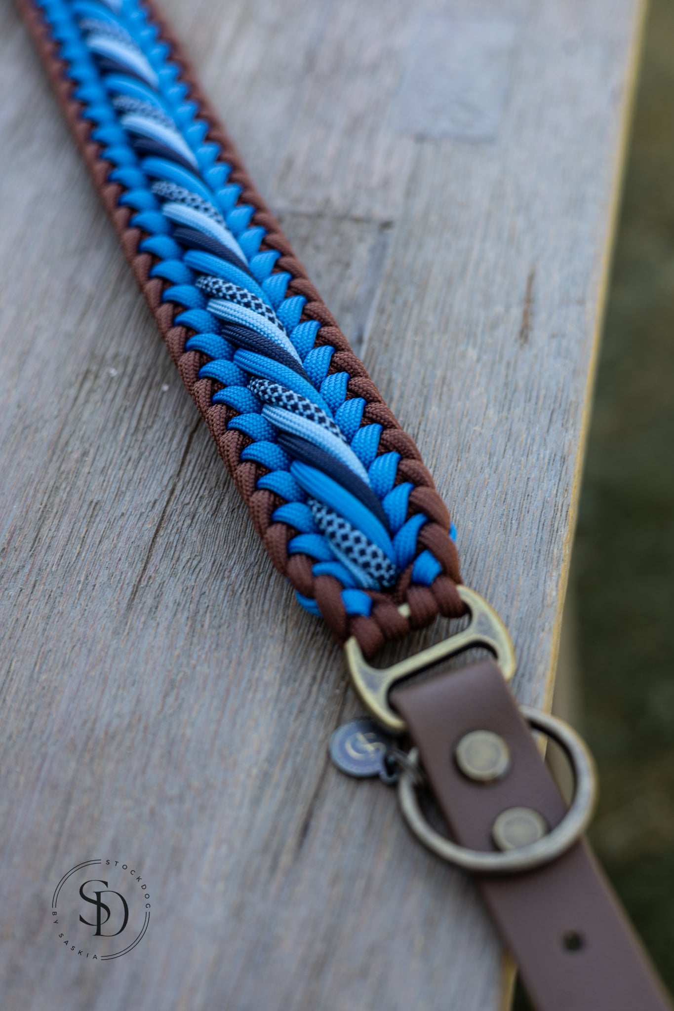 Halsband „Vancouver 2.0“ - Chocolate x Griechisch Blau