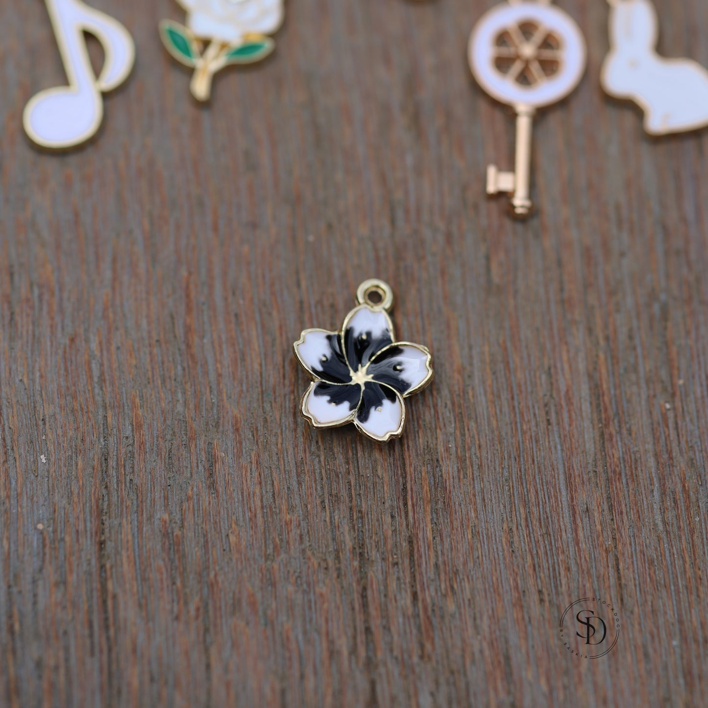 Alle Charms