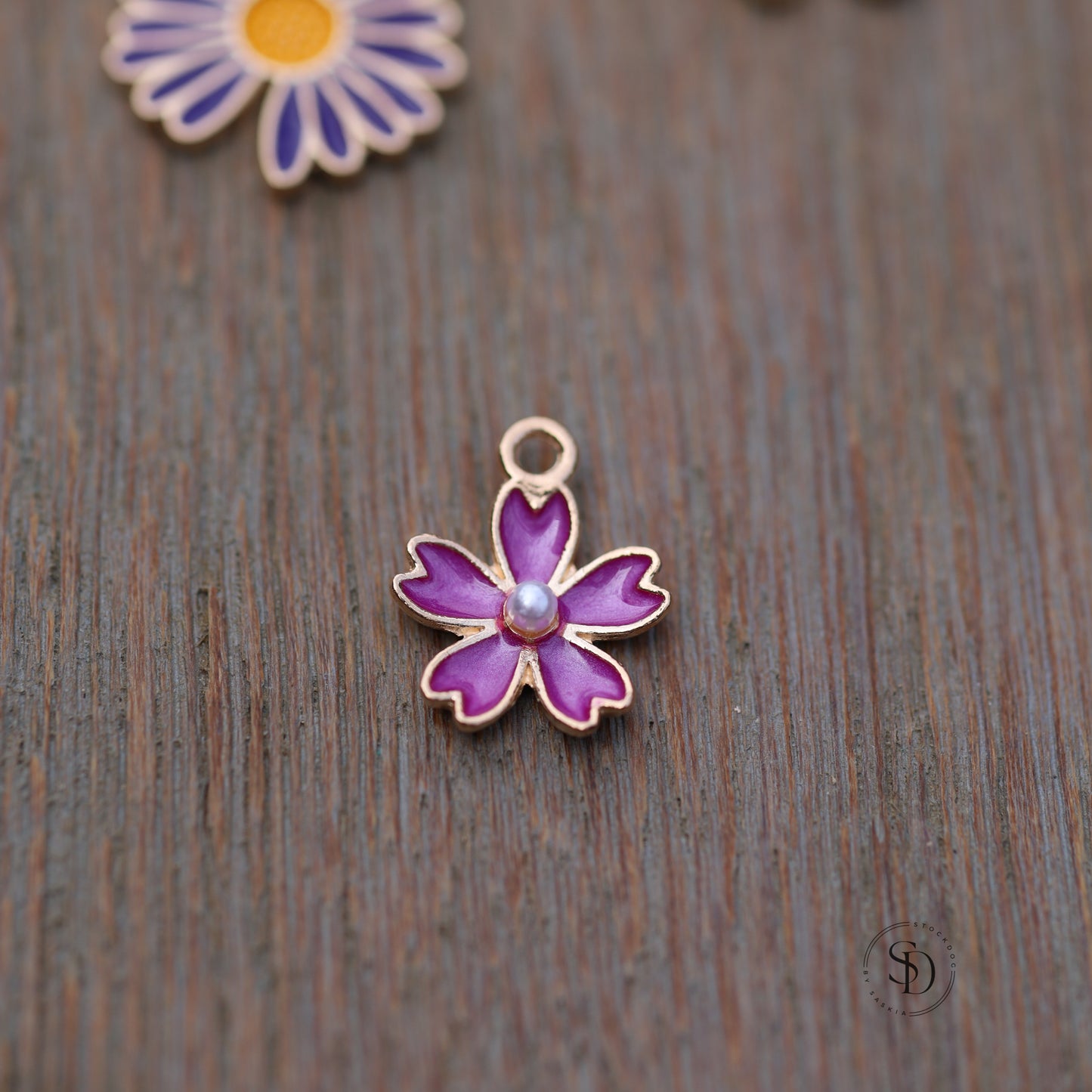 Alle Charms