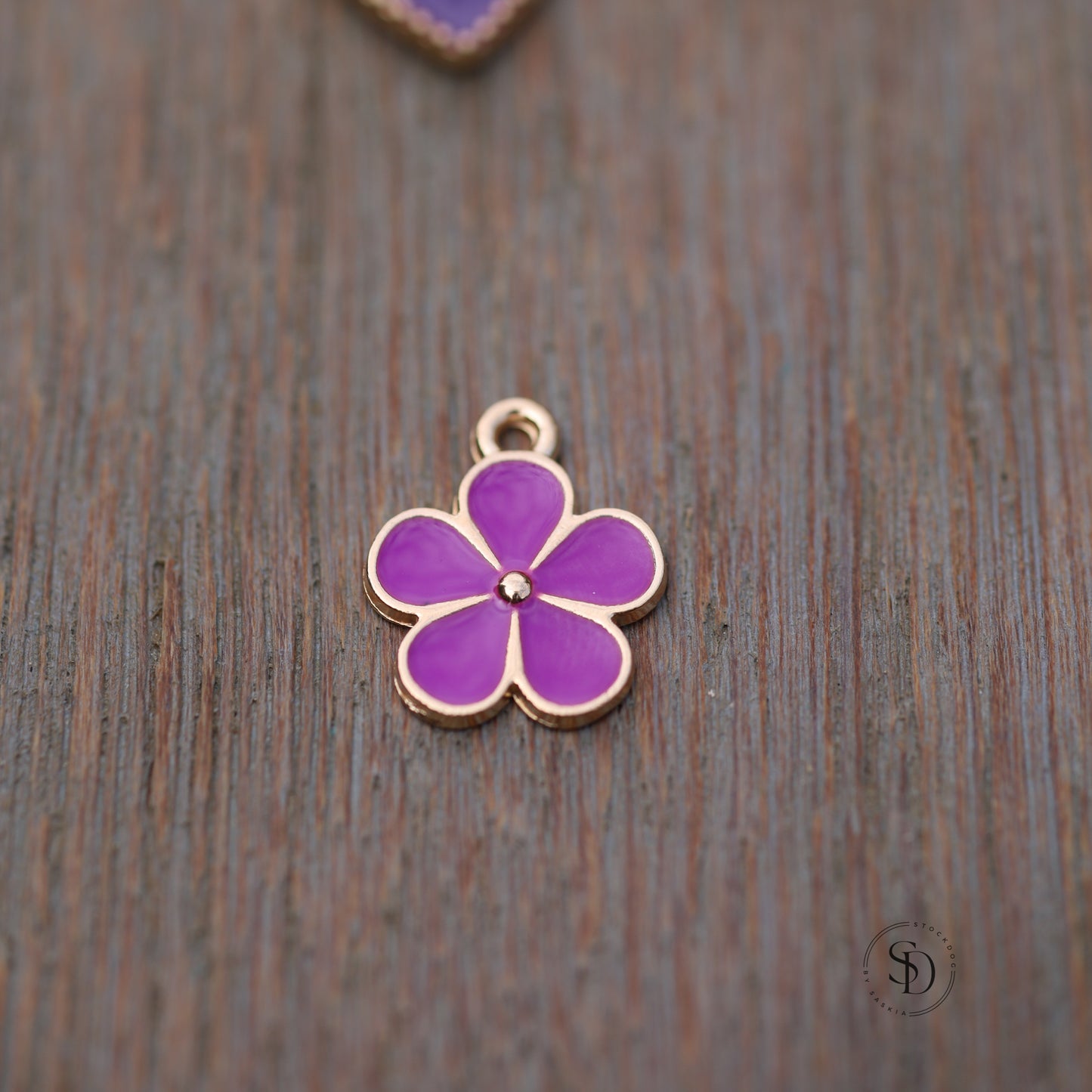 Alle Charms